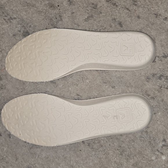 Veja Womens Esplar Sneaker Extra White & Menthol Sustainable Minimalist Shoe 6 - Picture 16 of 16